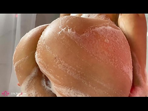 ❤️ Brunette masturbearet poesje mei Vibrator nei intens orgasme yn dûs ️ Just porno by wy ❌